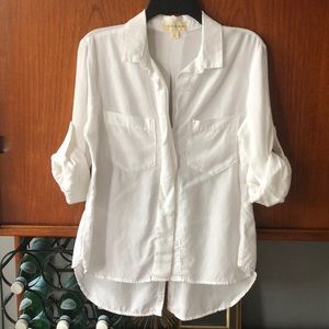 Cloth and Stone 3 quarter length button up shirt